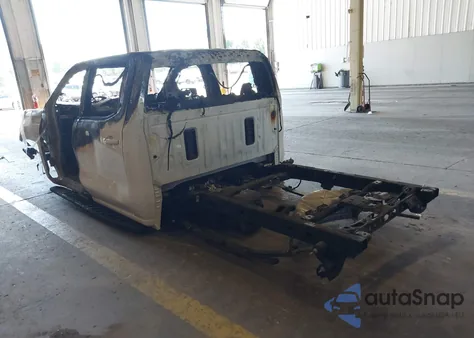 2024 GMC Sierra 1500 4Wd Short Box At4 from USA, damaged, VIN 1GTUUEELXRZ347317